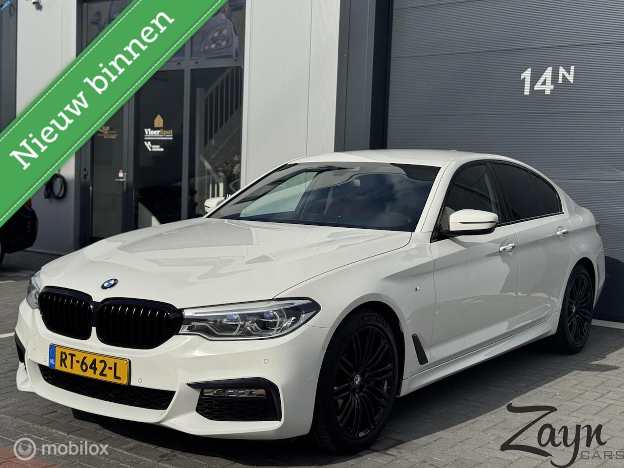 BMW 5-serie - 540i High Executive | M-Pakket | 19'' | Memory | - AutoWereld.nl