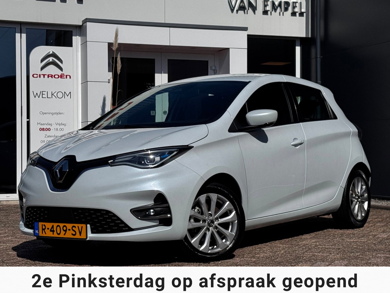 Renault Zoe - Intens 52 kWh 3-Fase | Incl. Accu | Camera | Virtual Cockpit | Climate Control | Stuurverw - AutoWereld.nl