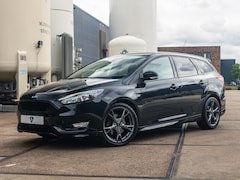 Ford Focus Wagon - 1.5 Titanium ST Line 18inch Clima Navi