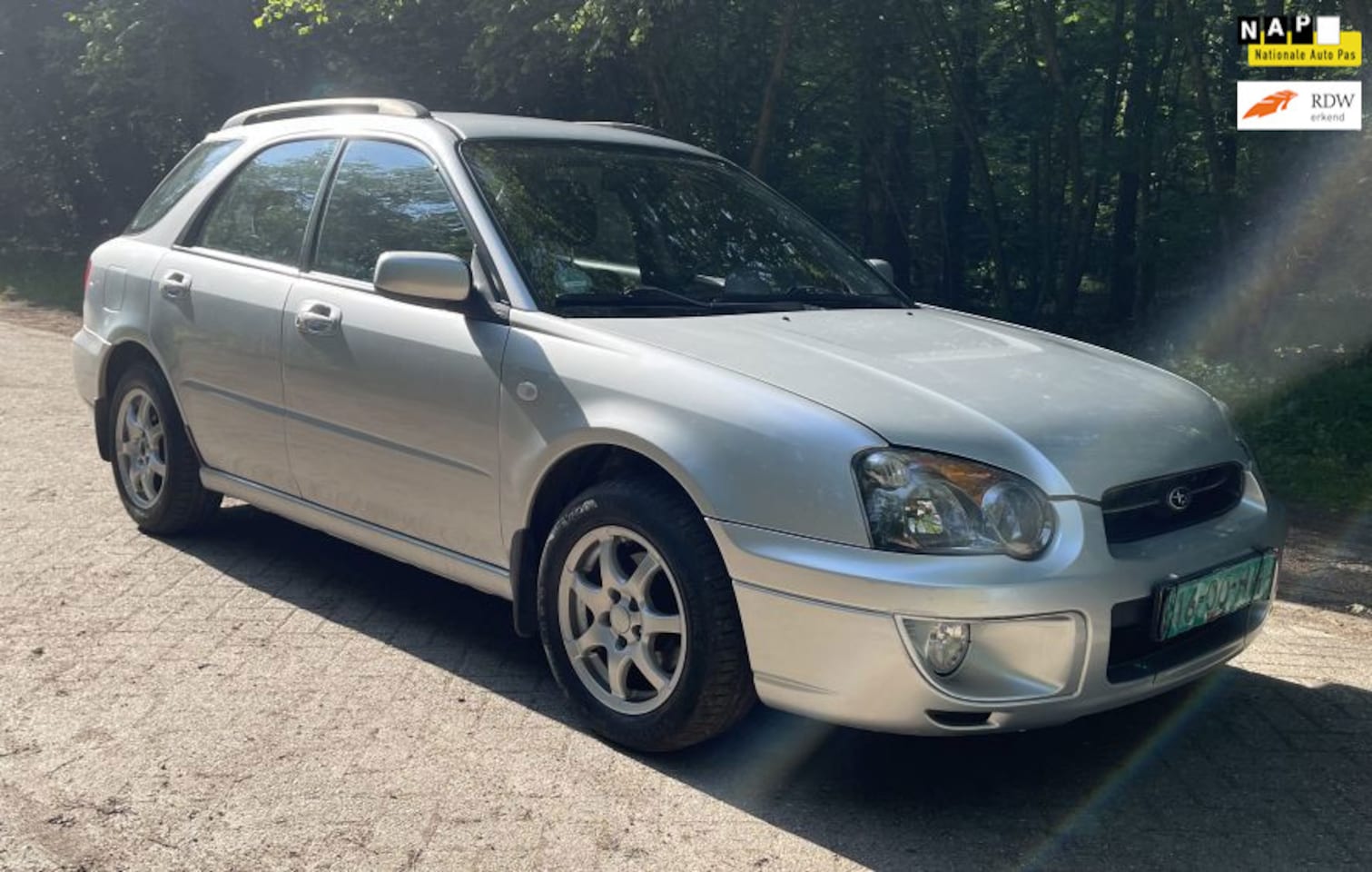 Subaru Impreza Plus - 2.0 4x4 Nieuwe APK 1600kg trekvermogen - AutoWereld.nl