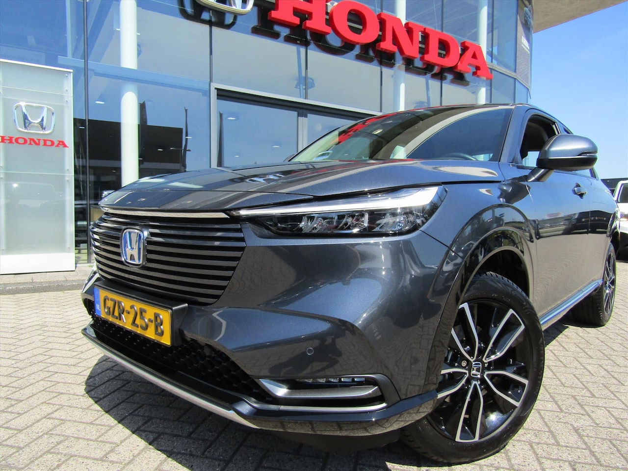 Honda HR-V - 1.5 i-MMD 131pk CVT Advance, Trekhaak, Allweather banden - AutoWereld.nl