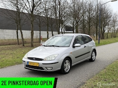 Ford Focus - 1.6-16V Trend*AUTOMAAT*AIRCO*ELEK. RAMEN