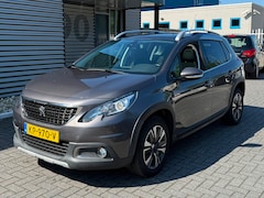 Peugeot 2008 - 1.2 PureTech Blue Lease Executive