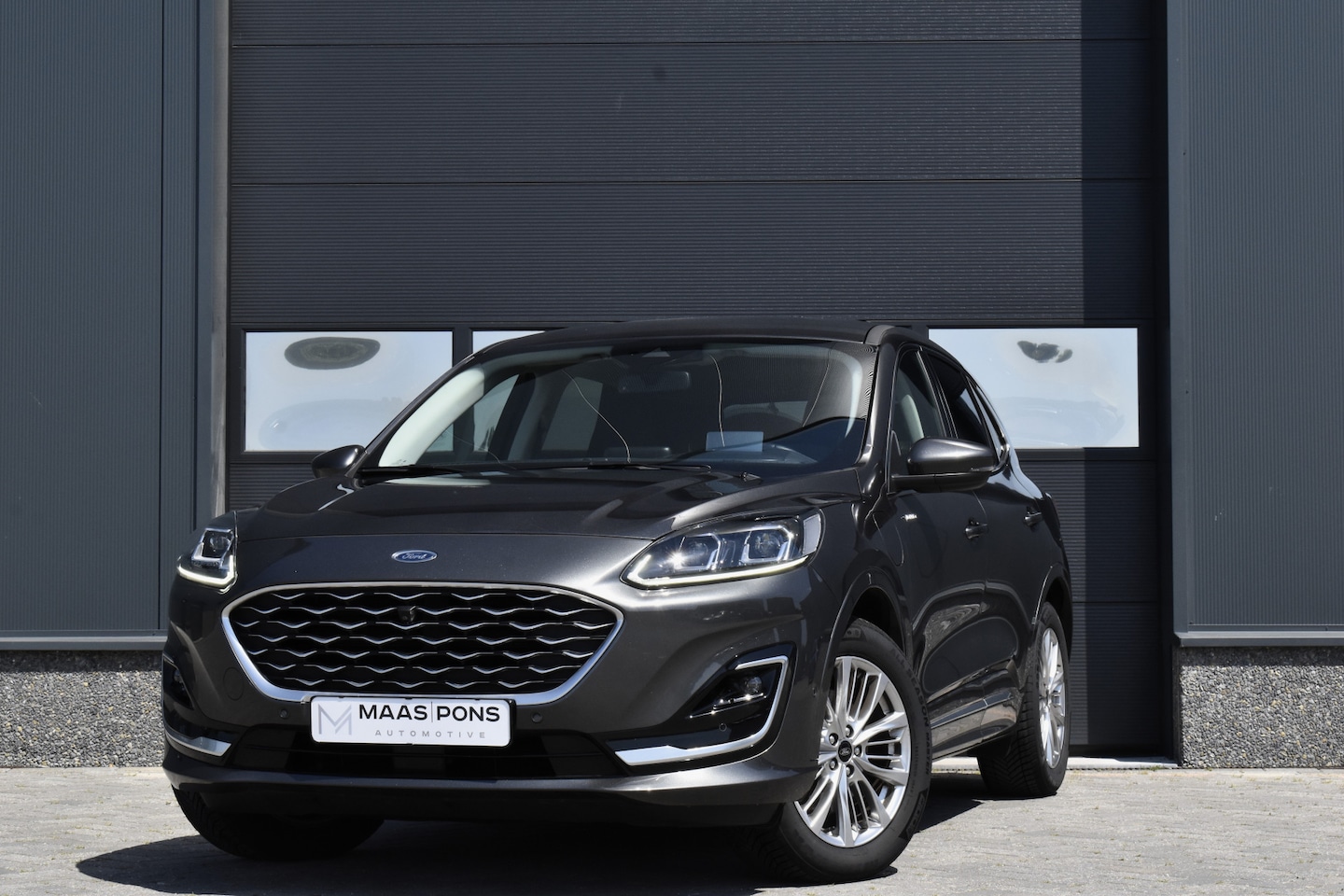 Ford Kuga - 2.5 PHEV Vignale Trekhaak - Carplay - Head-up - B&O - AutoWereld.nl