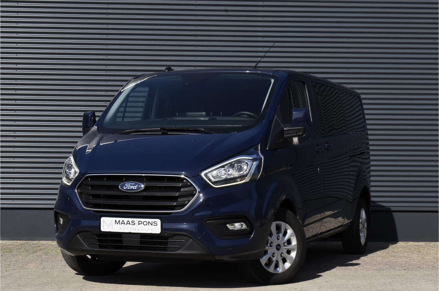 Ford Transit Custom - 320 2.0 TDCI L2H1 Limited DC 2x ZIJDEUR - CARPLAY - KLIMA - CRUISE - PDC V+A - AutoWereld.nl