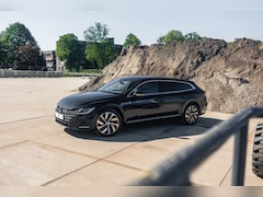 Volkswagen Arteon Shooting Brake - 1.4 TSI eHybrid R-Line Business+ SOH-TEST Sportstoelen 19inch Dealerauto