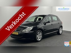 Peugeot 307 - 1.6-16V Gentry AIRCO TREKHAAK CRUISE LM