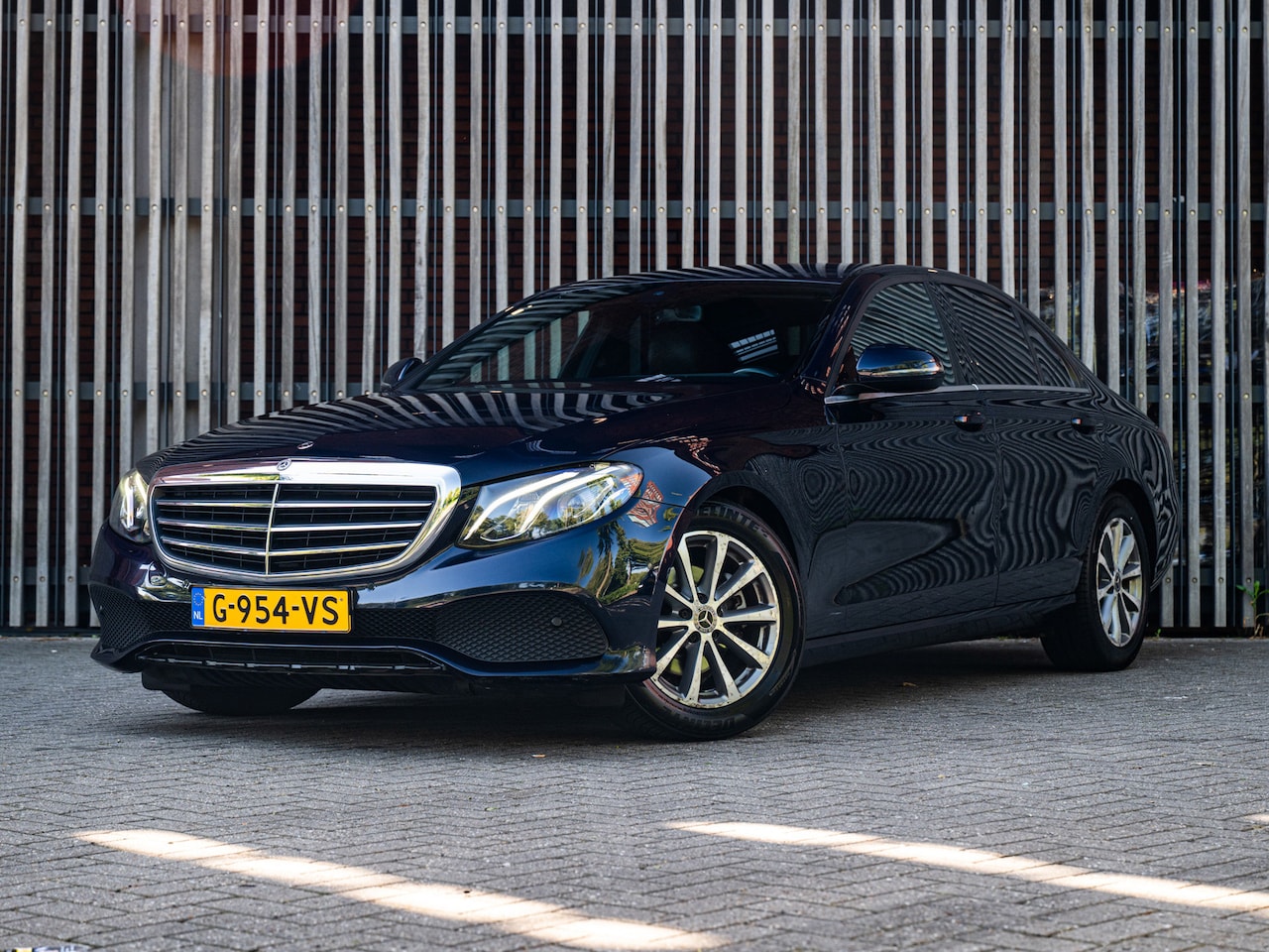 Mercedes-Benz E-klasse - 200d 160pk AUT. |Widescreen|Leder|Camera|ClimateControl|LED| - AutoWereld.nl