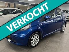 Toyota Aygo - 1.0-12V + automaat 5-deurs airco elektrisch pakket lm-velgen