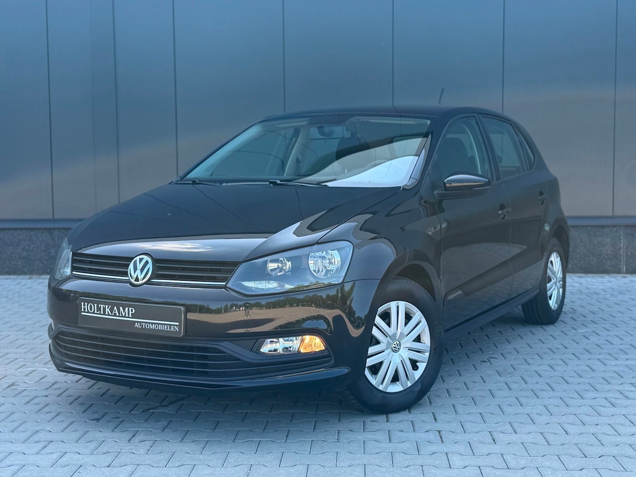Volkswagen Polo - 1.0 Comfortline | AIRCO | CARPLAY | 5 DEURS | VOLLEDIG DEALER ONDERHOUDEN - AutoWereld.nl