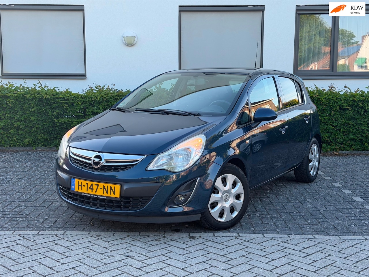 Opel Corsa - 1.2 EcoFlex Selection AIRCO NAVI APK NETTE AUTO! - AutoWereld.nl