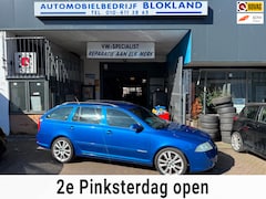 Skoda Octavia Combi - 2.0 TFSI RS/ Met 200PK/ met Airco, Lederen interieur, Cruise Control en een ruime APK