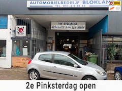 Renault Clio - 1.4-16V Sport/ met onderhoudshistorie, Airco, lichtmetalen velgen, NAP en een ruime APK