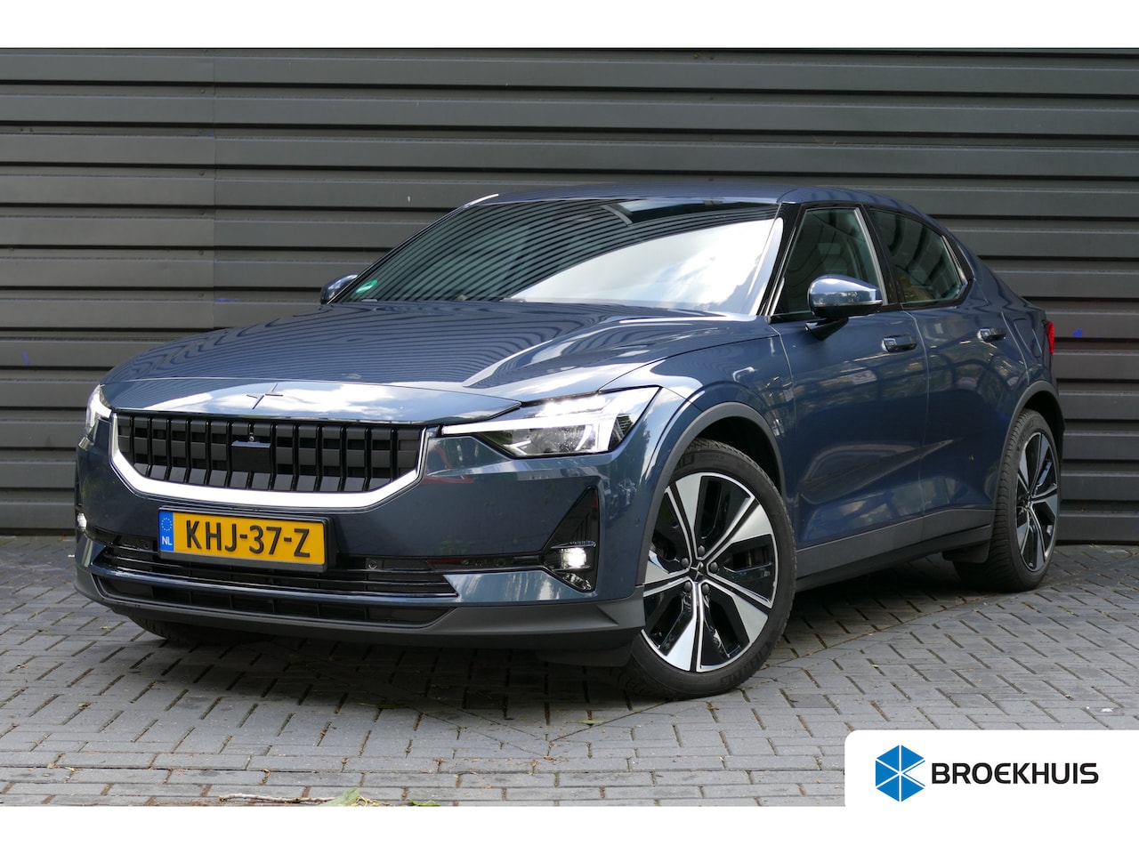 Polestar 2 - LONG RANGE SINGLE MOTOR 78KWH / NAVI / CLIMA / 19"LMV / MEMORY STOEL / ELEKTR. ACHTERKLEP - AutoWereld.nl