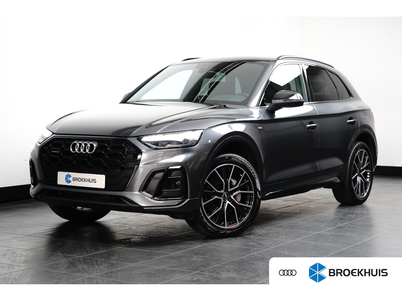 Audi Q5 - 50 TFSI e S edition Competition 299 pk | 360 camera | Privacy glas | Optiek pakket zwart | - AutoWereld.nl