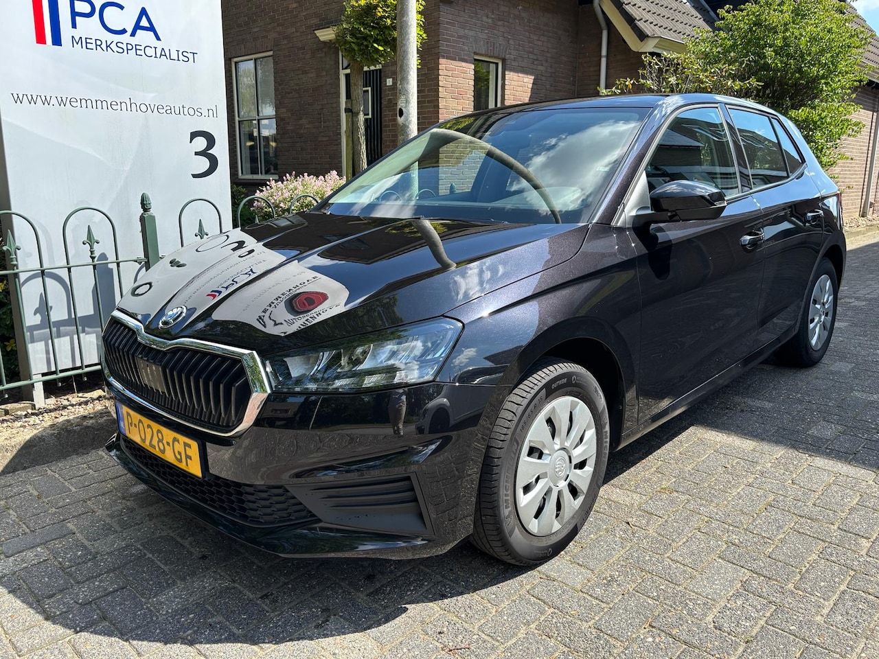 Skoda Fabia - 1.0 TSI Automaat Ambition Business Automaat Automaat/Nieuw model/Trekhaak/Airco-Ecc/Navi - AutoWereld.nl