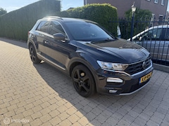 Volkswagen T-Roc - 1.5 TSI Style Business
