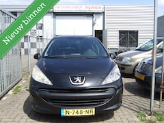 Peugeot 207 - 1.4 Color-line