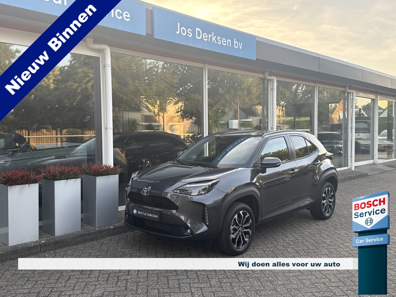Toyota Yaris Cross - 1.5 Hybrid 115 Dynamic - ACC | Stuur/stoelverw. | PDC v+a | CarPlay | Camera - AutoWereld.nl