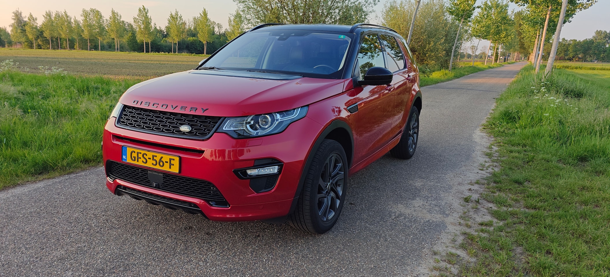 Land Rover Discovery Sport - 2.0 Si4 4WD HSE Luxury Dealer onderhouden, nieuwprijs €92.022, full option - AutoWereld.nl