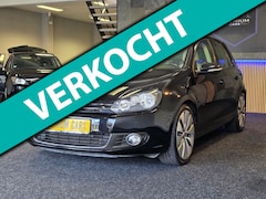 Volkswagen Golf - 1.4 TSI Navi / PDC / Alcantara