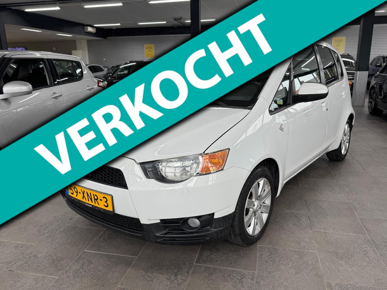 Mitsubishi Colt - 1.3 Edition Two 5-deurs airco cruise controle lm-velgen elektrische pakket trekhaak 113dzk - AutoWereld.nl