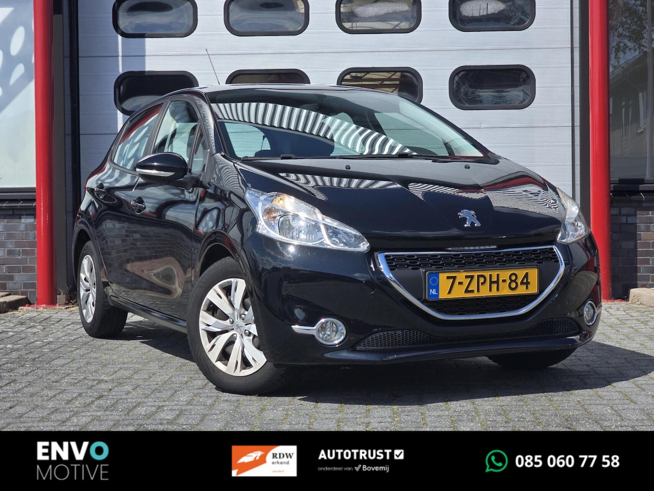 Peugeot 208 - 1.2 PureTech Style Pack Bluetooth/Airco/Lang APK - AutoWereld.nl