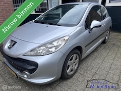 Peugeot 207 - 1.4 VTi XR