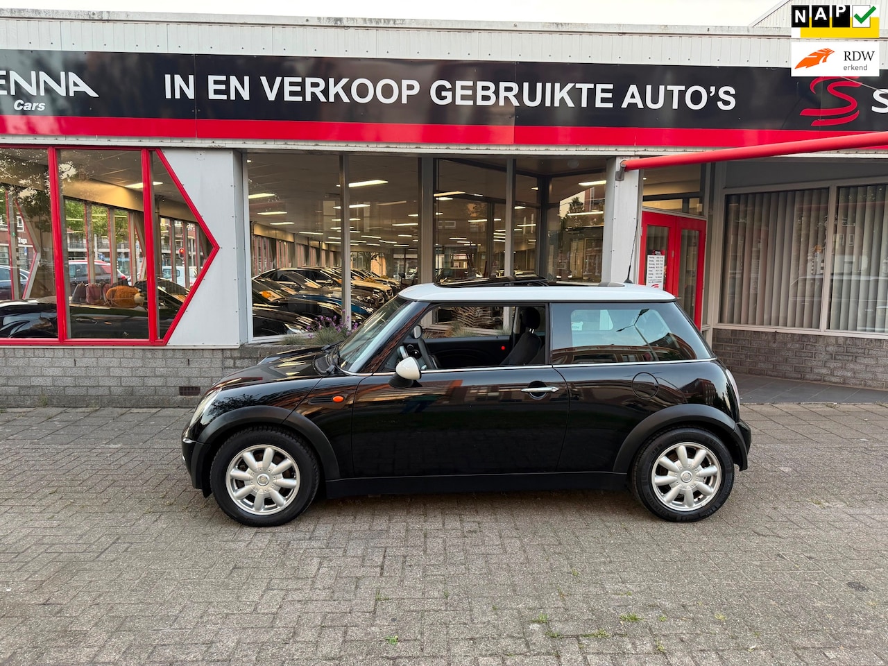 MINI Cooper - 1.6 - Panoramadak - Inruil Mogelijk !! - AutoWereld.nl
