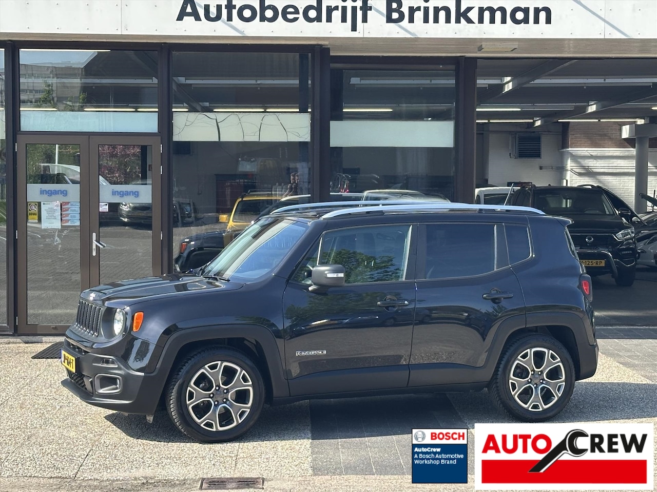 Jeep Renegade - 1.4 MultiAir 140pk FWD DDCT Limited Black edition - AutoWereld.nl