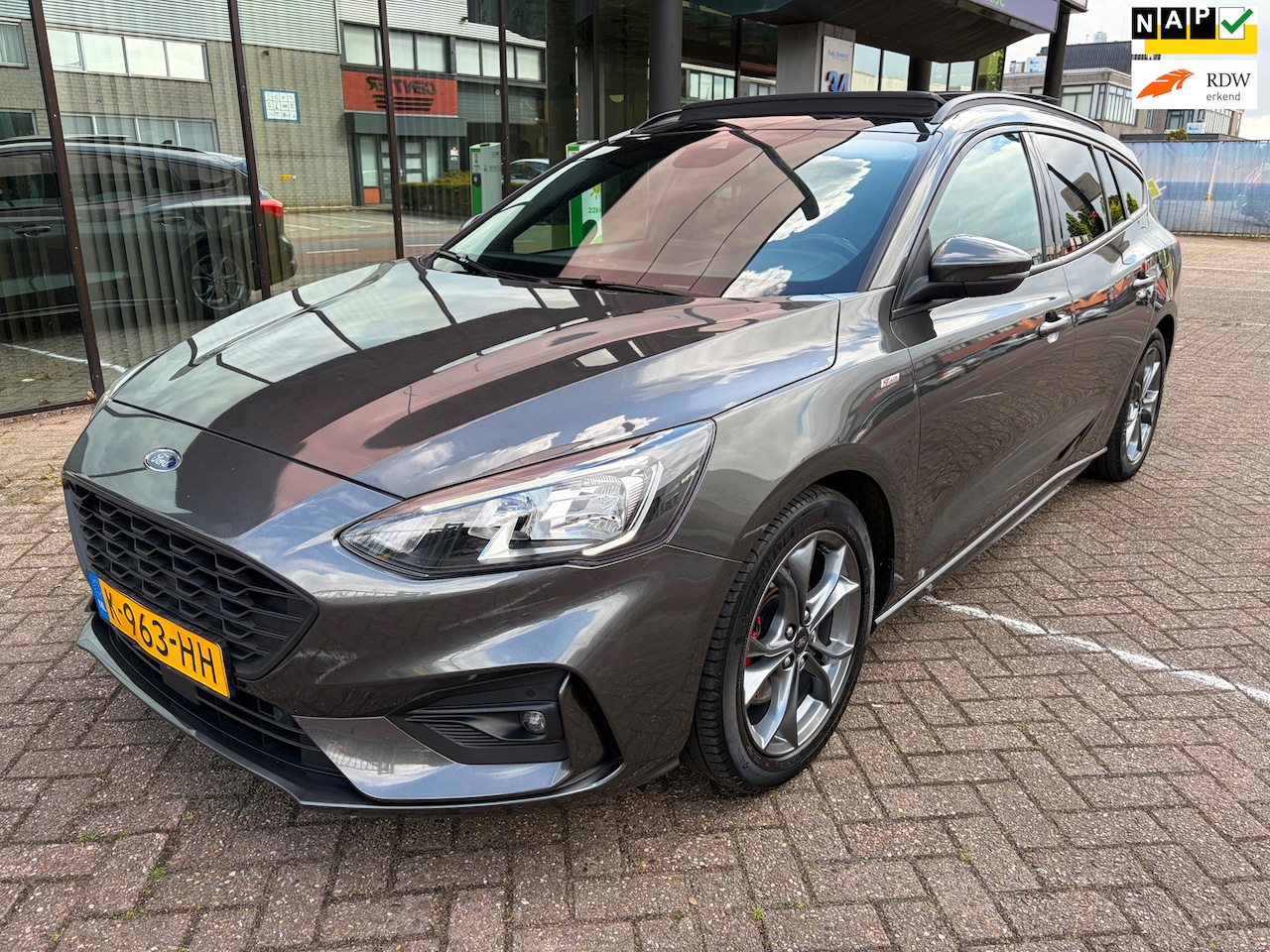 Ford Focus Wagon - 1.0 EcoBoost Hybrid ST Line X Business / Panorama / virtuele cockpit - AutoWereld.nl