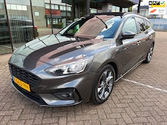 Ford Focus Wagon - 1.0 EcoBoost Hybrid ST Line X Business / Panorama / virtuele cockpit