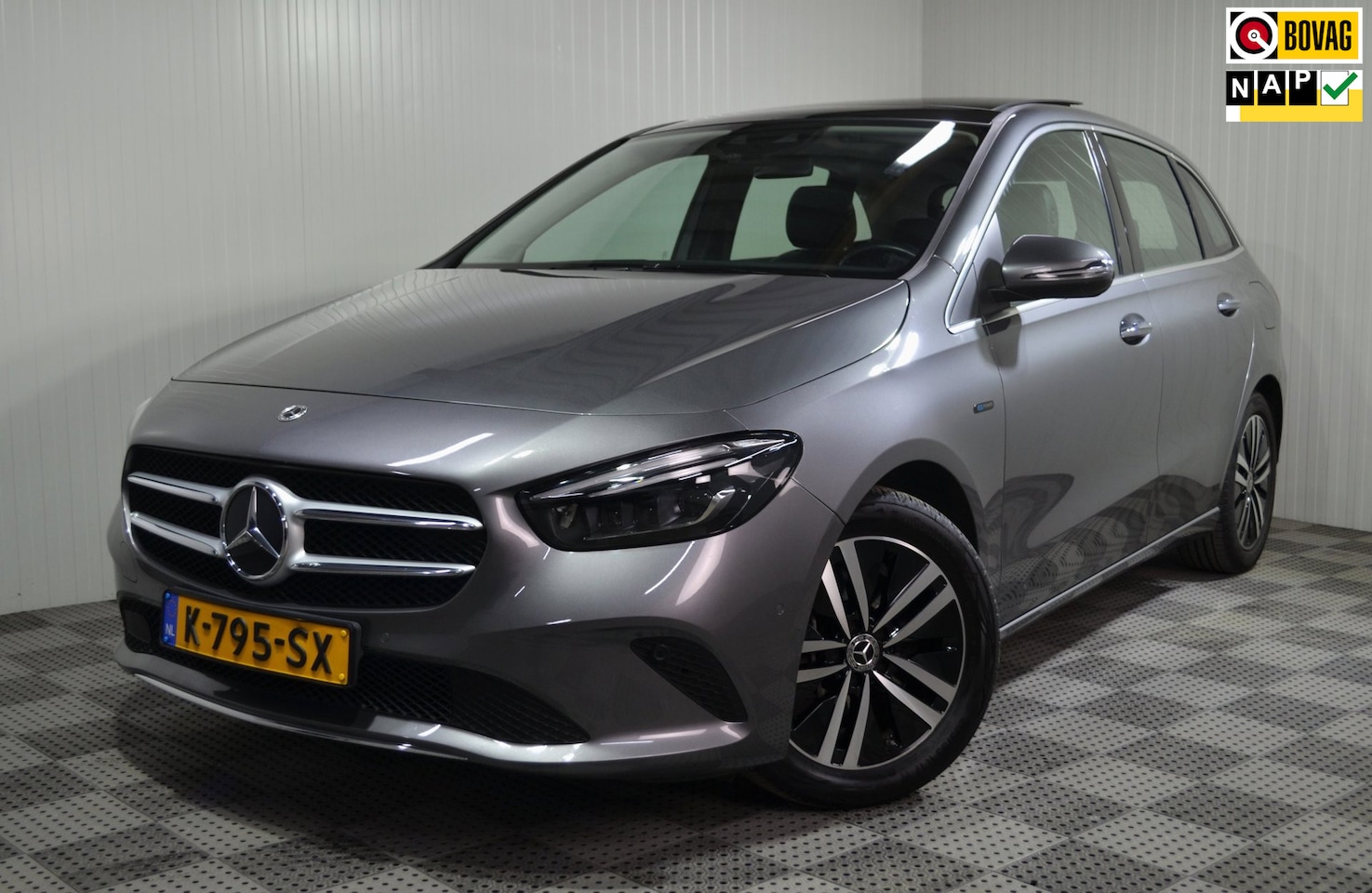 Mercedes-Benz B-klasse - 250 e Business Solution Luxury Limited / Trekhaak / 1 eigenaar / NL auto - AutoWereld.nl