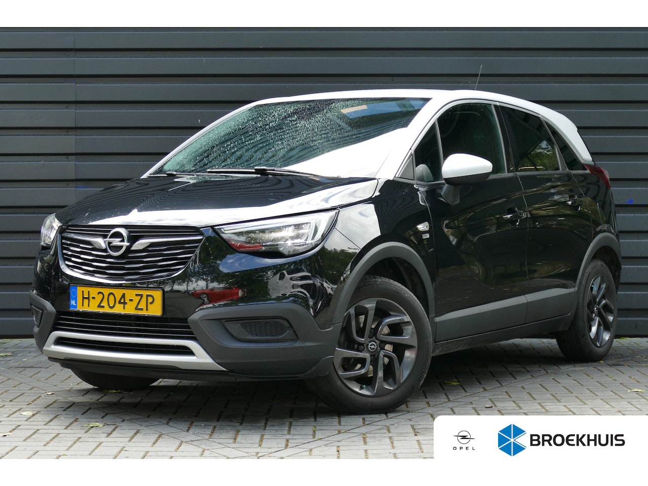 Opel Crossland X - 1.2 TURBO 110PK 120 JAAR EDITION / NAVI / LED / 16"LMV / TREKHAAK / AIRCO / BLUETOOTH / CR - AutoWereld.nl