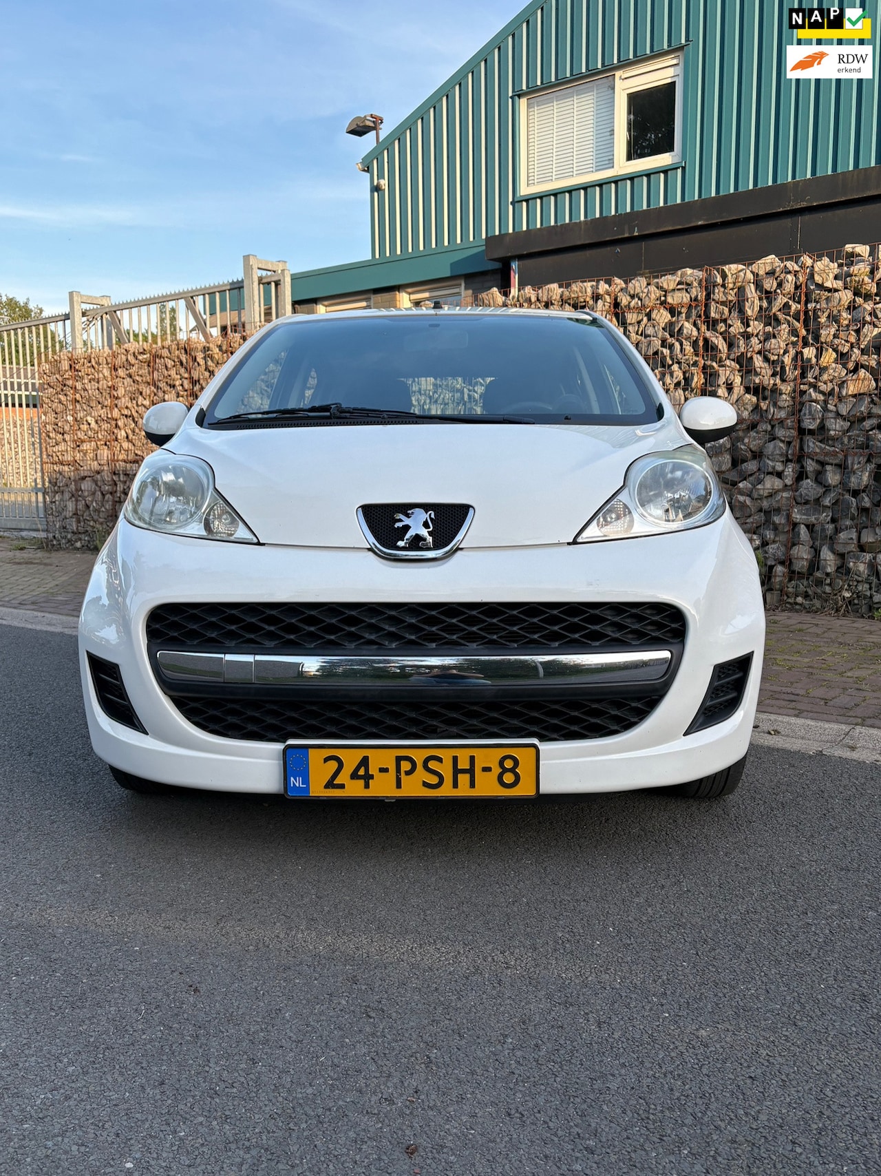 Peugeot 107 - 1.0-12V Millesim 200 1.0-12V Millesim 200 - AutoWereld.nl