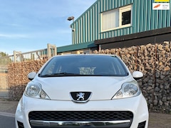 Peugeot 107 - 1.0-12V Millesim 200
