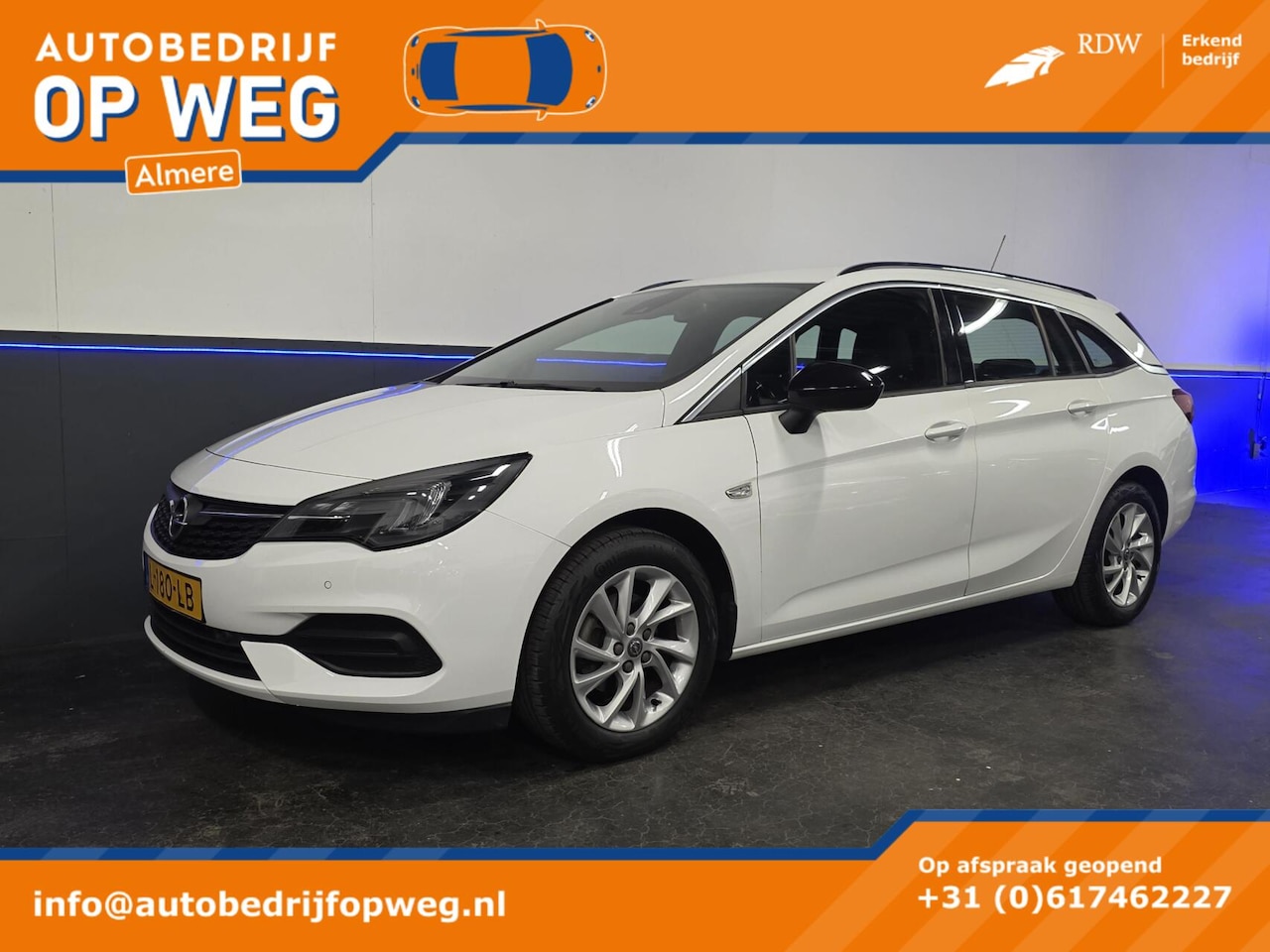 Opel Astra Sports Tourer - 1.2 Business Elegance | CarPlay | Camera | Cruise Control | Lane Assist - AutoWereld.nl