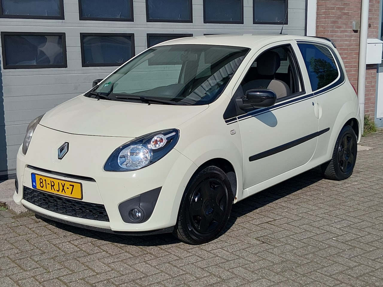 Renault Twingo - 1.2-16V Collection 2011 Airco - AutoWereld.nl