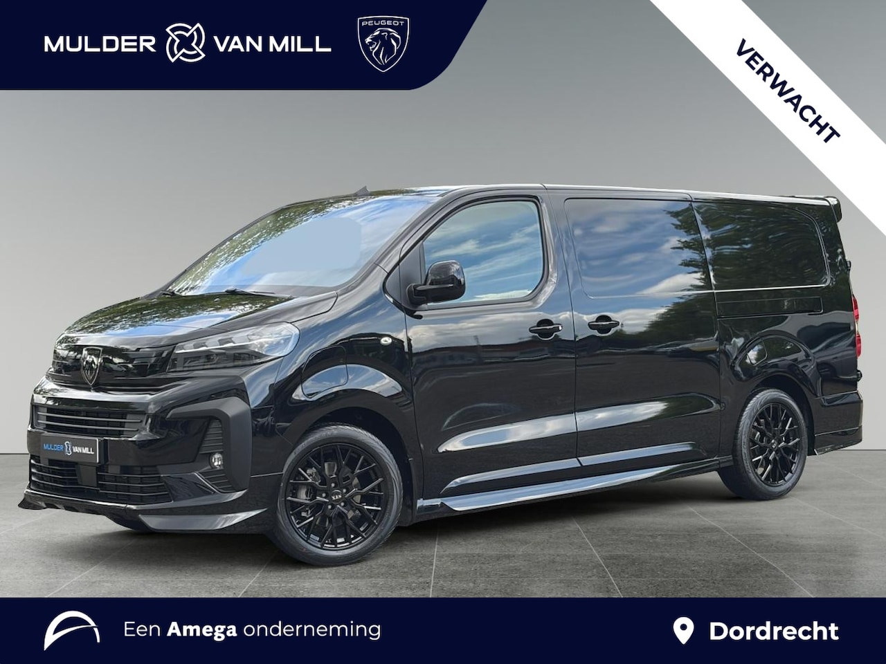 Peugeot e-Expert - L3 75 kWh 136pk | STX SPORT | Lederen bekleding STX | STX Pakket | Dakspoiler | Sideskirts - AutoWereld.nl