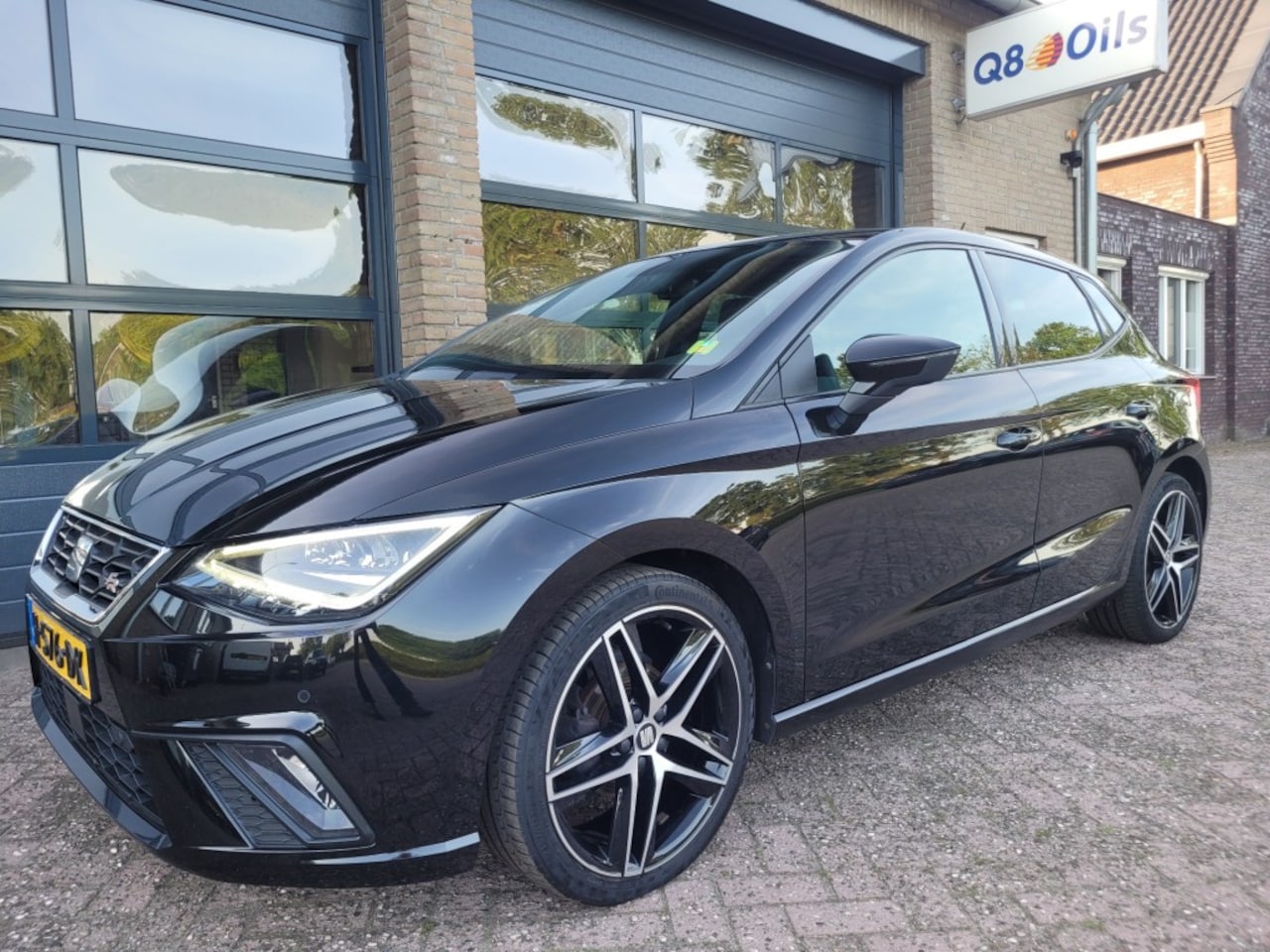 SEAT Ibiza - 1.0TSI FR Buiness Intense carplay, led verl, 18 inch, navi, camera - AutoWereld.nl