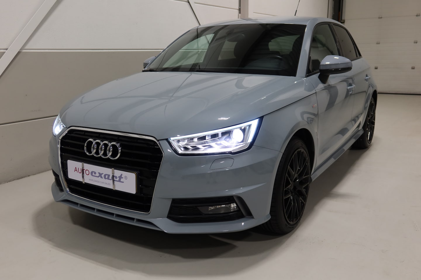 Audi A1 Sportback - 1.0 TFSI I S-Line I Advance Sport I org NL - AutoWereld.nl