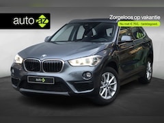 BMW X1 - sDrive20i Executive Edition / Trekhaak / Headup / Stoelverw