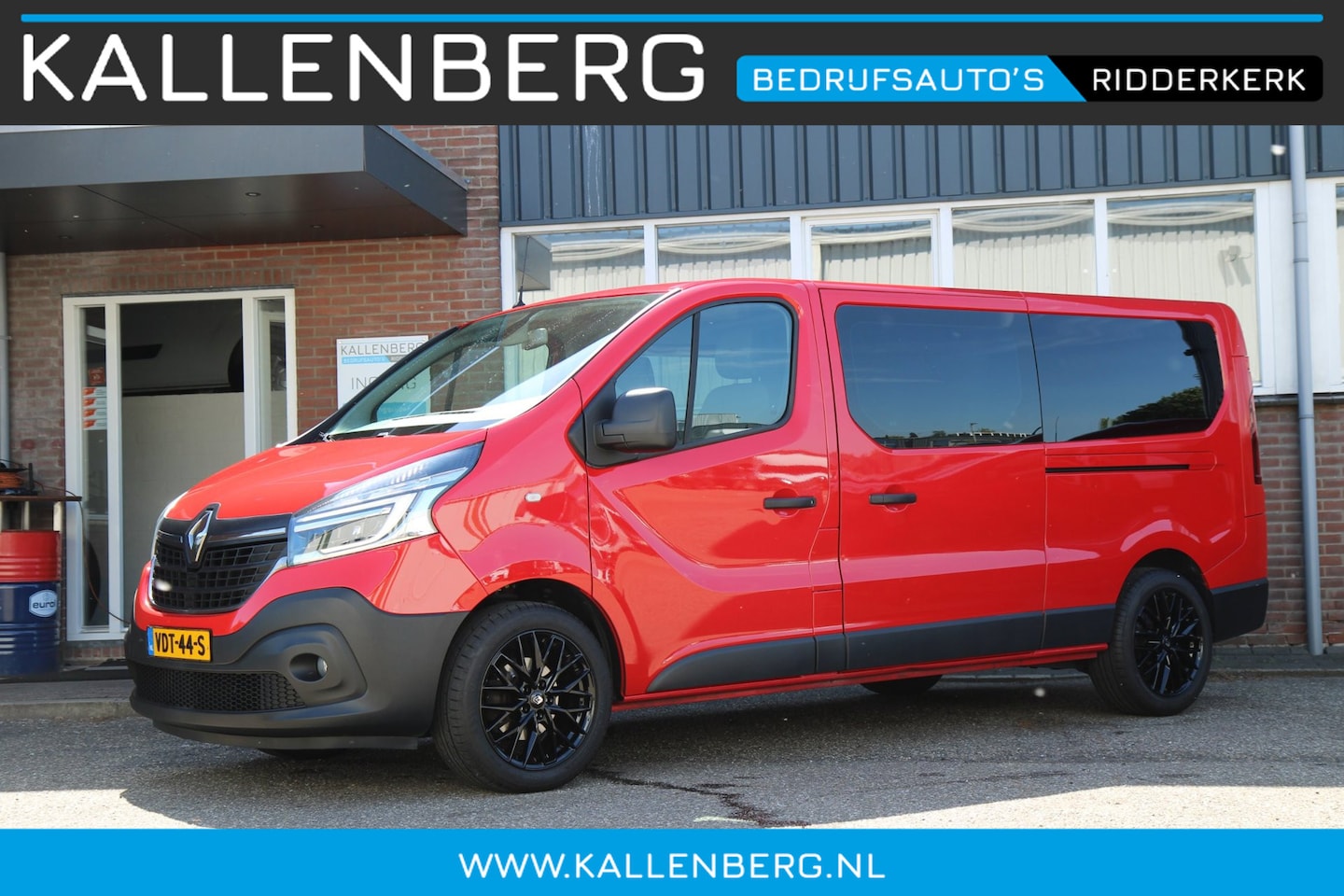 Renault Trafic - 2.0 dCi 145PK automaat T29 L2H1 DC 5 PRS Comfort / Camera / Dubbel cabine - AutoWereld.nl