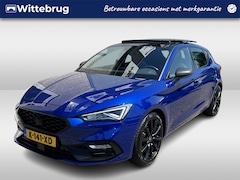 SEAT Leon - 1.0 TSI FR Launch Edition / PANO/ DCC/ ACC/ STUUR+STOELVERWARM./ PARK.SENSOREN V+A/ CAMERA