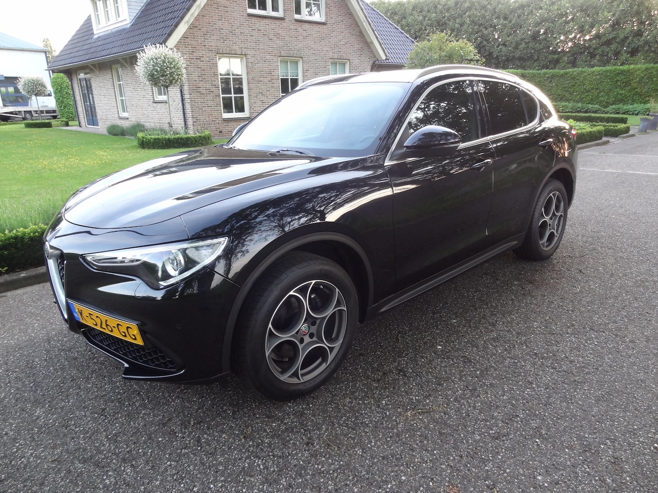Alfa Romeo Stelvio - 2.0 T AWD Veloce Interieur 24802 km