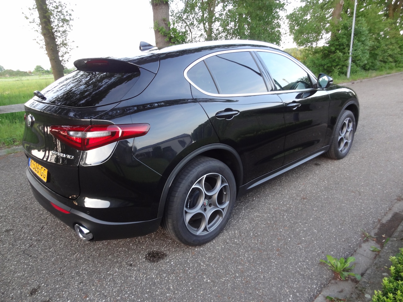 Alfa Romeo Stelvio - 2.0 T AWD Veloce Interieur 24802 km