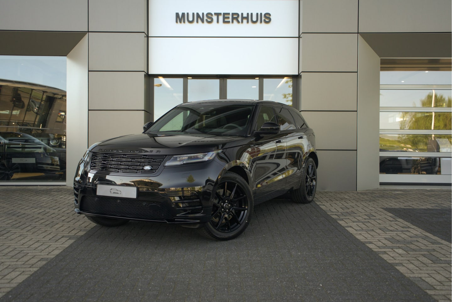 Land Rover Range Rover Velar - 2.0 P400e AWD Belgravia Edition PHEV | Voorstoelen / Achterbank verwarmd | Schuif/Kantel d - AutoWereld.nl