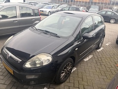 Fiat Punto Evo - 1.3 M-Jet Dynamic Motor tikt