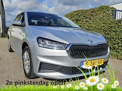 Skoda Fabia - 1.0 TSI AUT Carplay Apk 5-2027 2e Pinksterdag OPEN
