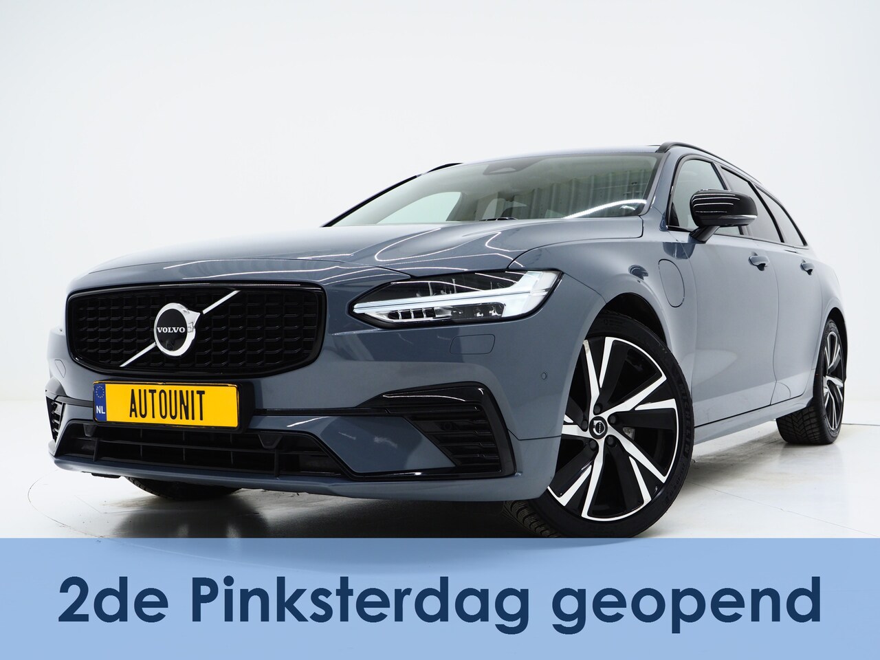 Volvo V90 - 2.0 T6 Plug-in hybrid AWD Plus Dark Long Range | Panoramadak | Pilot Assist | Trekhaak | L - AutoWereld.nl